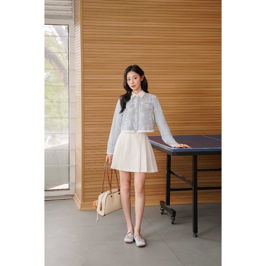 Ảnh Áo sơ mi cổ đức dáng suông croptop 2S13.2503K, áo sơ mi kẻ croptop thiết kế bởi JM Dress Design 1