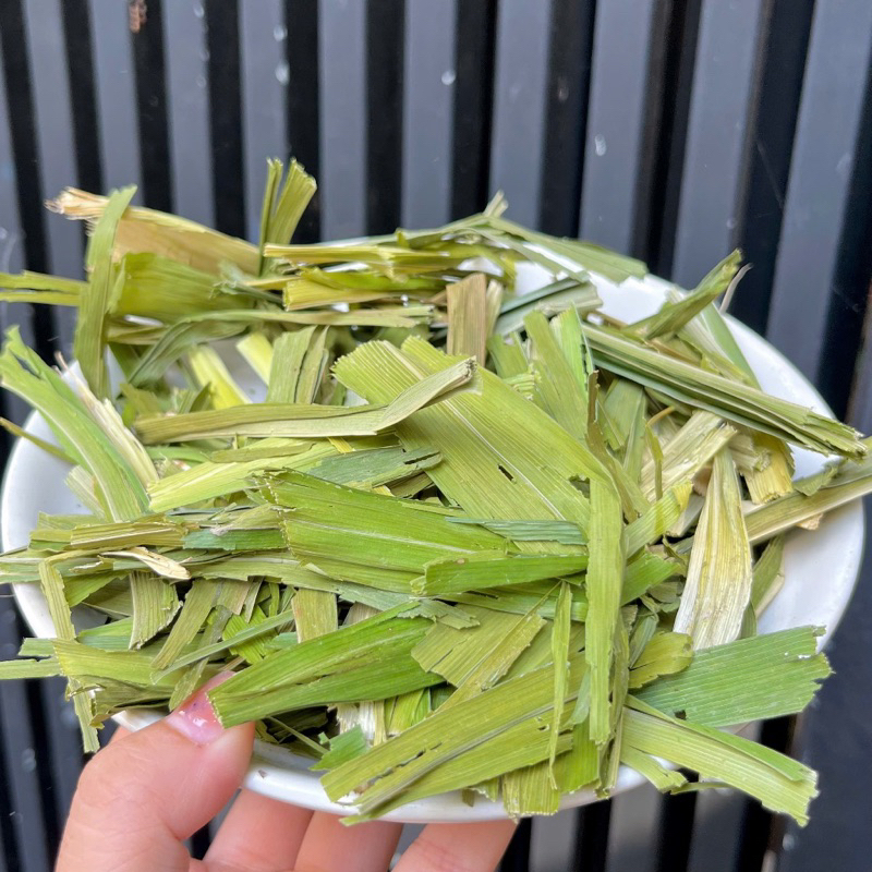 Lá Dứa | Lá Nếp Sấy Lạnh Giúp Tạo Mùi, Tạo Màu Xôi, Bánh, Rau Câu, Thạch