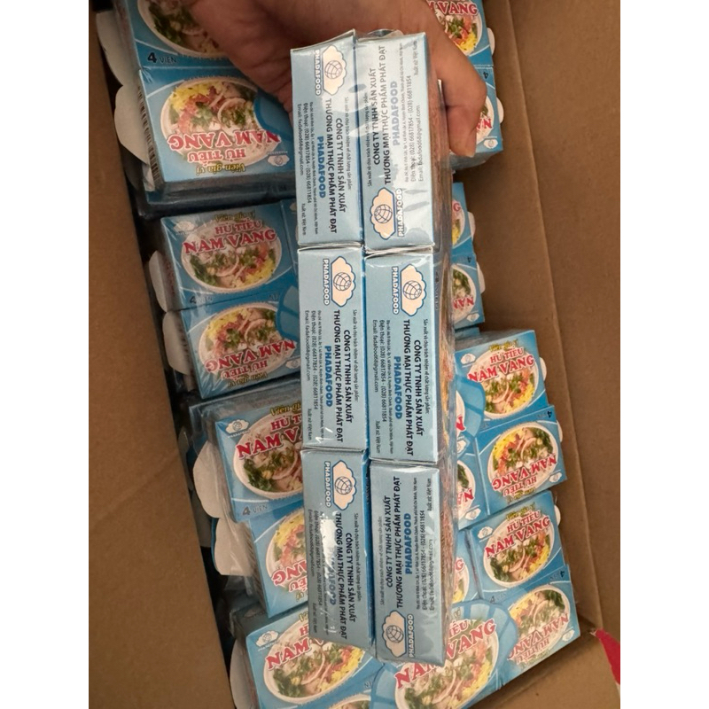 1 lốc 12 hộp Hủ tiếu Nam Vang Phát Đạt: Chuẩn vị Nam Vang, đậm đà khó cưỡng!