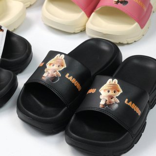 Dép nữ Labubu in dập nổi đẹp thời trang girl phố-Dép quai ngang nữ logo Labubu đễ thương