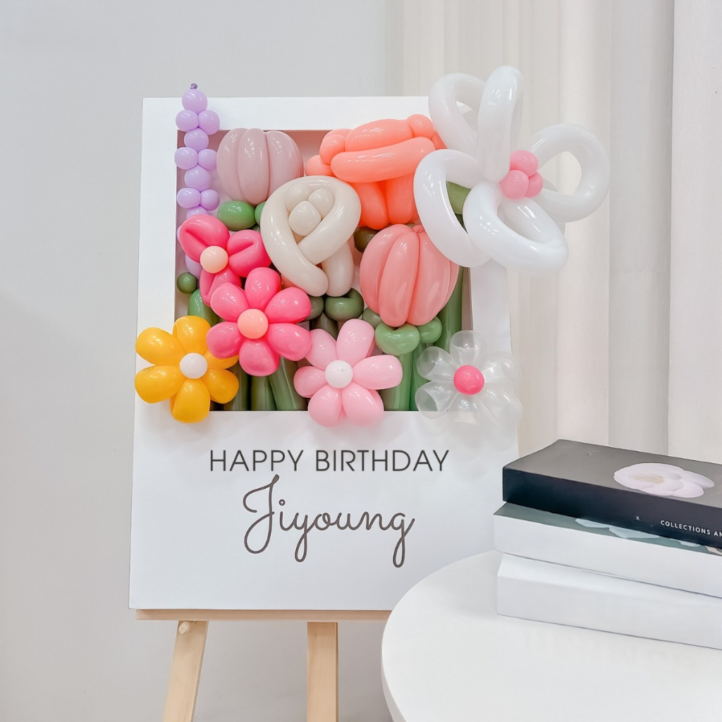 Bảng Welcome Sinh Nhật Hộp Hoa 3D Formex Cao Cấp In Tên Theo Yêu Cầu