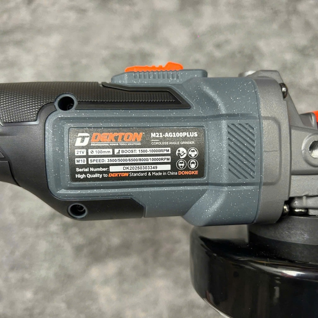 ( Chống lật cổ tay) Thân Máy mài góc Pin 21V Dekton M21-AG100PLUS Điều tốc 6 cấp độ/Motor Brushless/Chân pin phổ thông