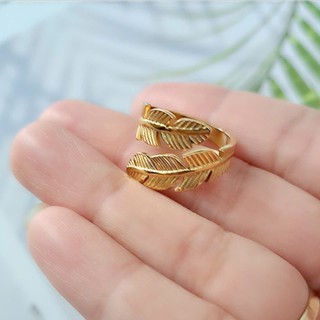 Nhẫn titan chiếc lá không đen - Trang sức Bé Heo BHN145-2