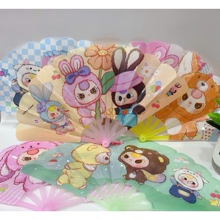 Quạt nhựa gấp cầm tay hình Baby Three, Quạt mini có thể gấp gọn tiện lợi