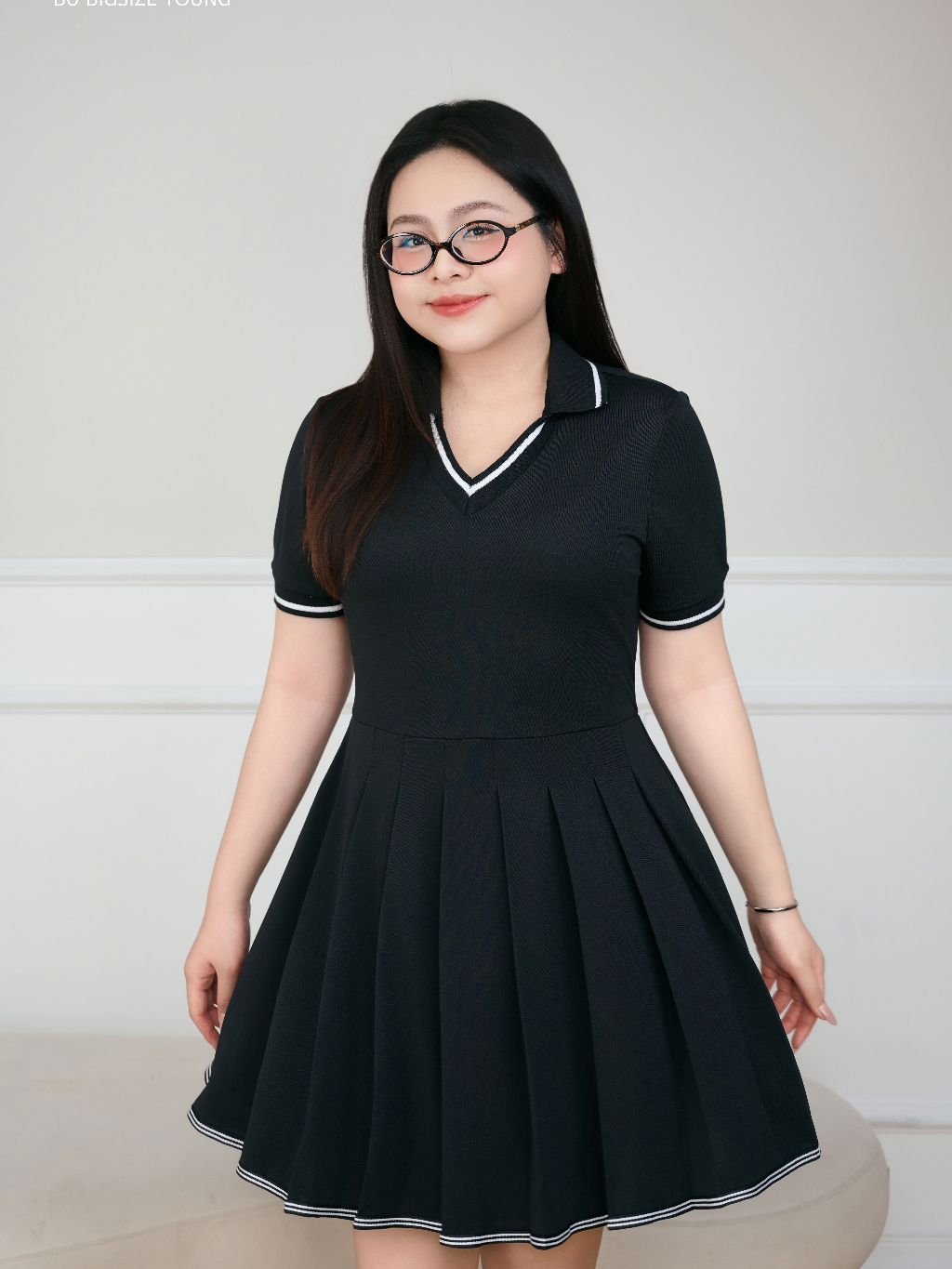 Ảnh Đầm polo cổ V xếp ly BIGSIZE (55kg đến 95kg) – 25HYD220 - [BU Bigsize Young] 3