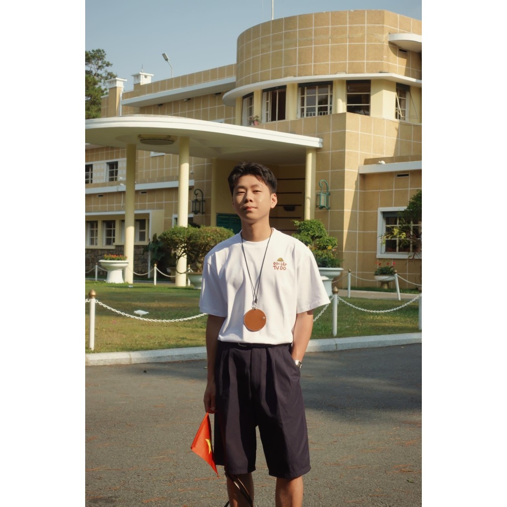 Ảnh Áo thun NELLY - ĐỘC LẬP TƯ DO, ẤM NO HẠNH PHÚC 100% cotton 260gsm Premium -Tay Lỡ Form Rộng Oversize Nam Nữ 4