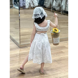 (order quảng châu) váy maxi dài, hoạ tiết hoa thêu hở lưng cho bé gái