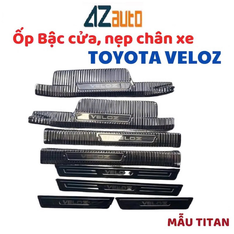 Ốp bậc cửa, nẹp bước chân xe Toyota Veloz 2022-2025 vân Titan Hàng Cao Cấp