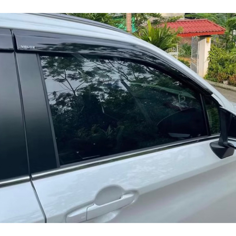 Vè che mưa xe Toyota Veloz 2022-2026 nhựa ABS hàng cao cấp
