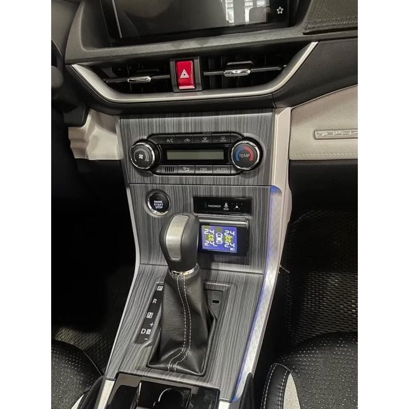 Ốp nội thất xe Toyota Veloz 2022-2026 nhựa ABS hàng cao cấp