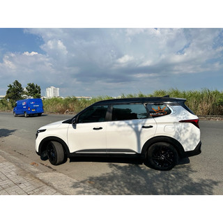 Decal dán mâm Kia Carens 2022-2023 (Giá bao gồm 5 bánh)