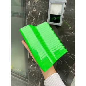 5 Xúc cám , xúc thức ăn cho chim