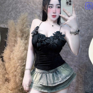 Áo Hai Dây Sợi Mảnh Thiết Kế Hoa Viền Nổi Quyến Rũ