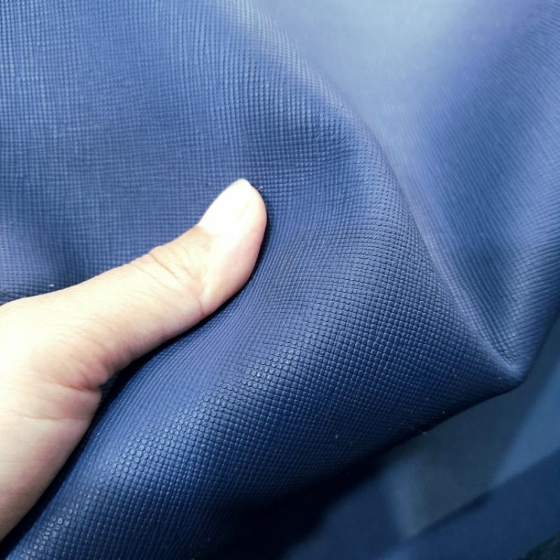 Saffiano xanh navy