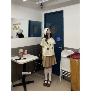 Áo thun nữ cổ tròn tay ngắn in hình 𝟗 𝐆𝐢𝐫𝐥𝐬 nhiennhienvintage NAT00013