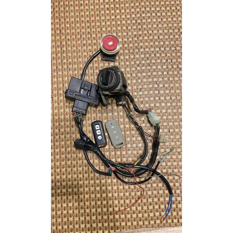 Bộ ổ khoá smartkey cho wave exciter 150, sh ý (cũ 90%)