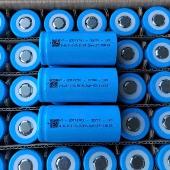 32700 pin hệ 3.2v làm bình.đèn năng lượng mặt trời | Shopee Việt Nam