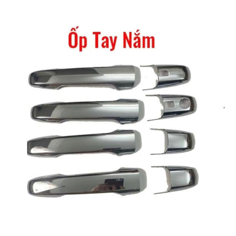 Ốp tay nắm và hõm cửa xe Toyota Veloz 2022-2025 hàng cao cấp
