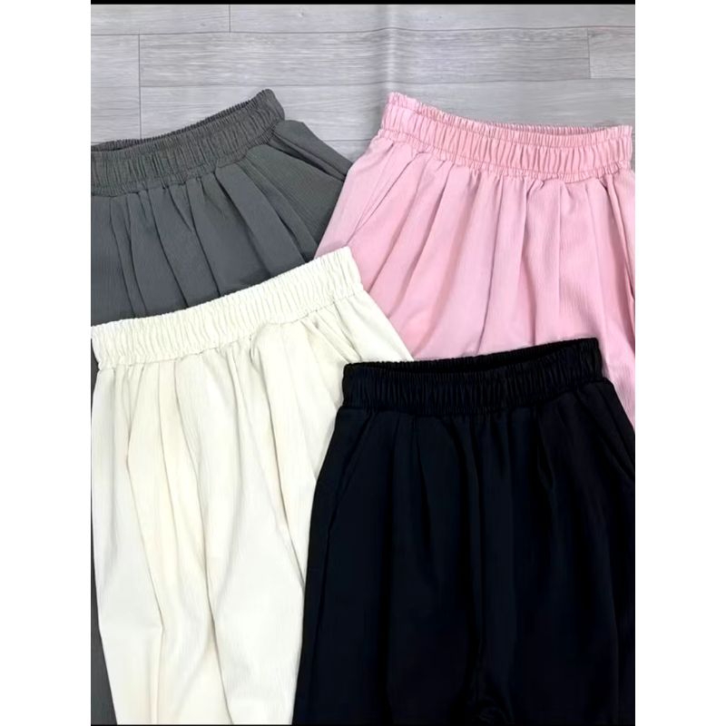 Sét bộ quần heo Hồng + mix áo croptop trơn tăm lạnh-CHANG 3158