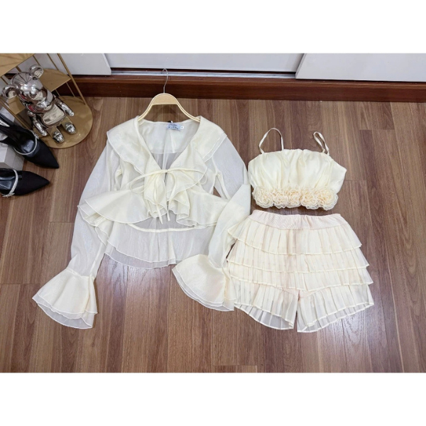 Set Bikinini 3 Món váy xòe Mix Hai Dây Đính Hoa Be Kem Xếp Ly Thiết Kế
