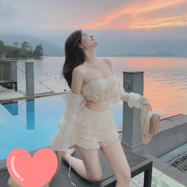 Set Bikinini 3 Món váy xòe Mix Hai Dây Đính Hoa Be Kem Xếp Ly Thiết Kế