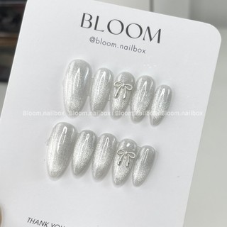 [B41] Nailbox thiết kế mắt mèo bạc sáng lấp lánh nổi bật nơ thừng xinh Bloom.nailbox