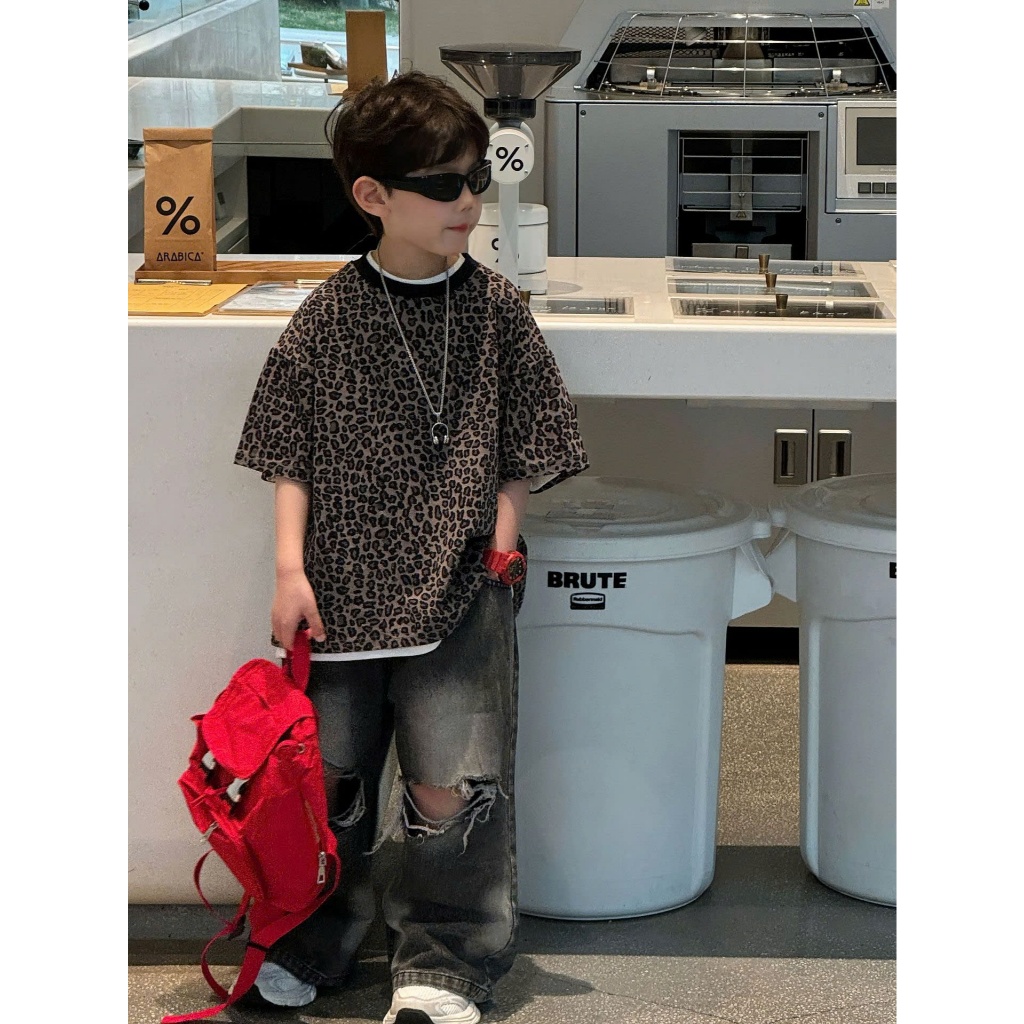 ( Hàng QCCC) Áo phông cổ tròn form rộng họa tiết da báo phong cách ngầu hiphop cho bé đi chơi size 13-35kg