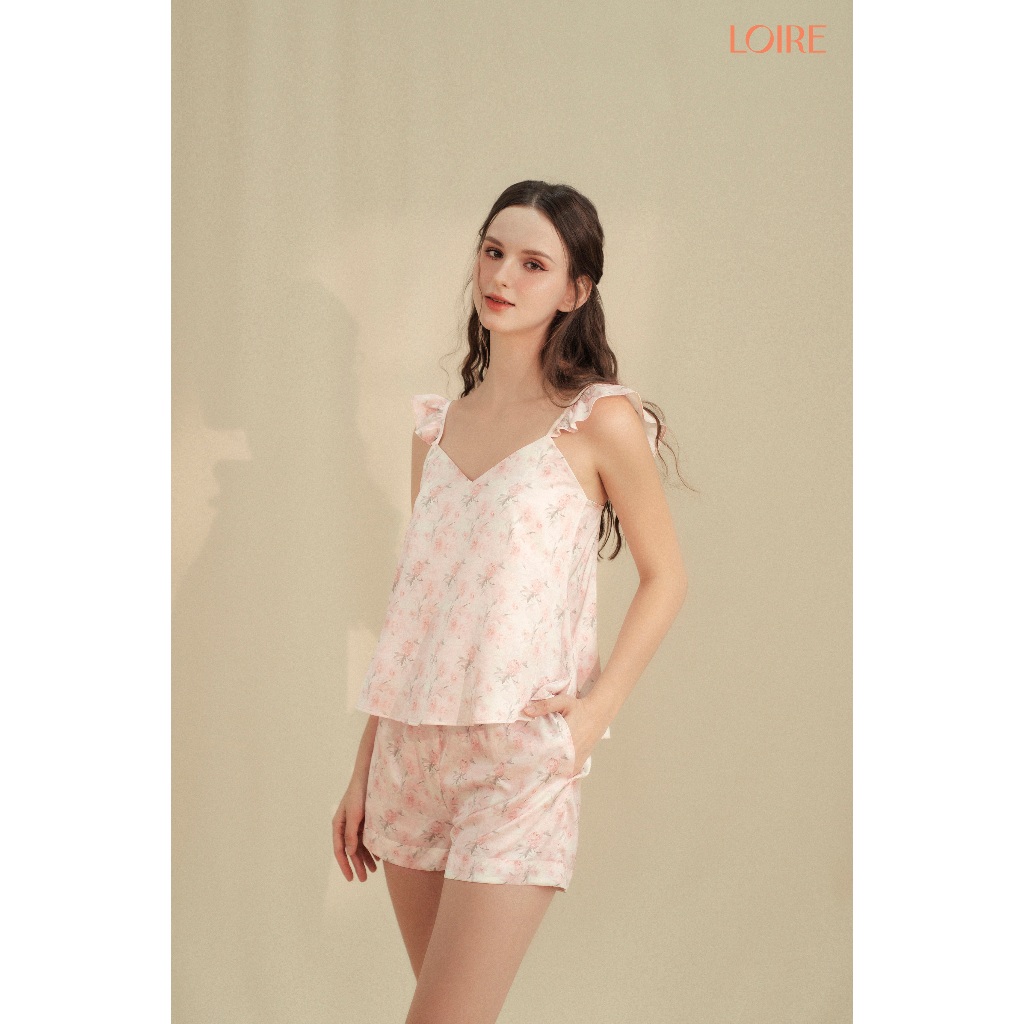 Bộ Đồ Ngủ 2 Dây Họa Tiết Hoa Hồng Pastel Tay Nhún Bèo Loire FDMN250306