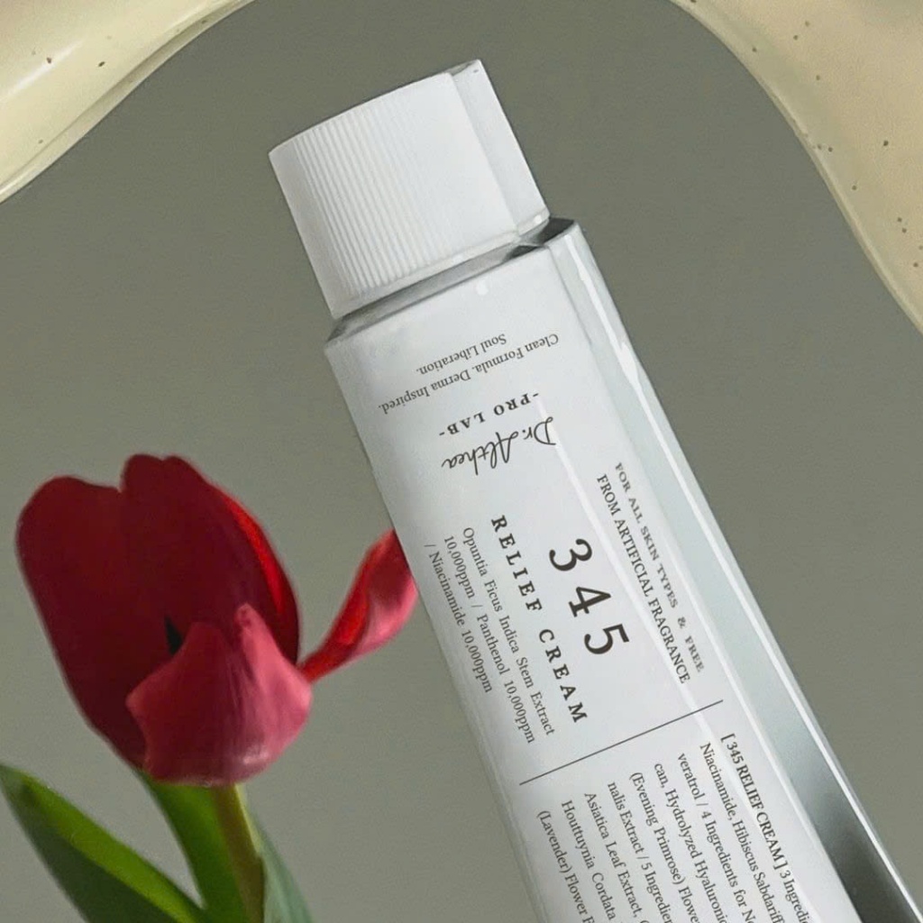 Kem dưỡng ẩm hỗ trợ làm dịu và phục hồi da Dr.Althea 345 Relief Cream thuần chay