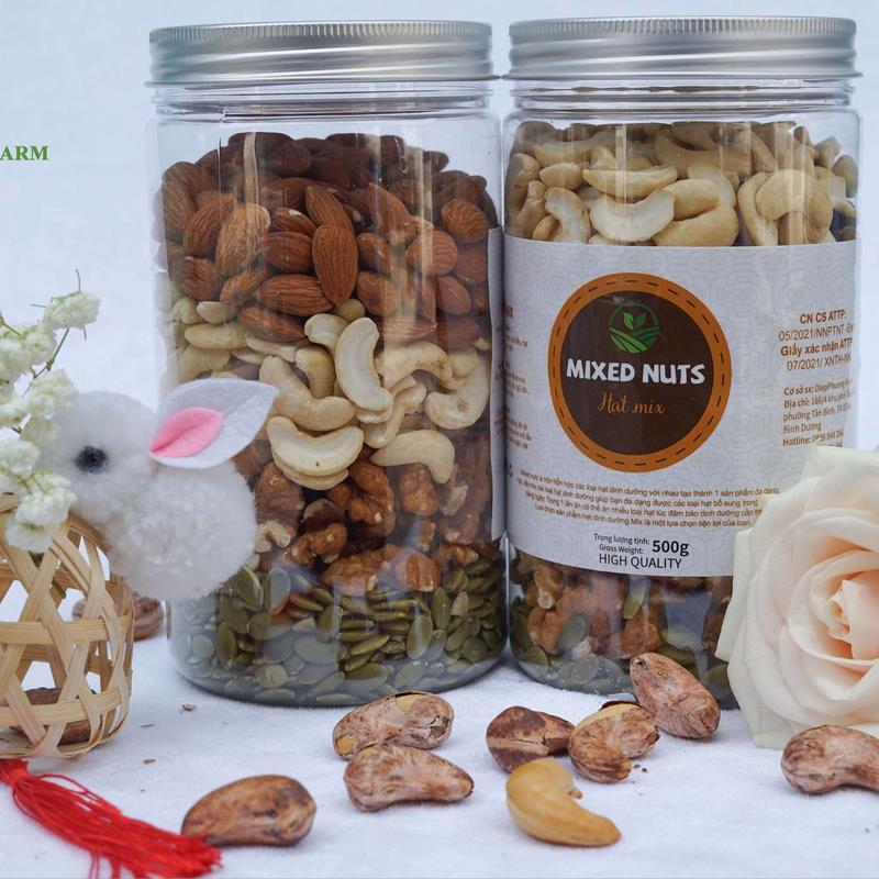 Mix 4 Loại Hạt Điều Tách Vỏ - Bí Xanh - Óc Chó - Hạnh Nhân Cao Cấp - 500g
