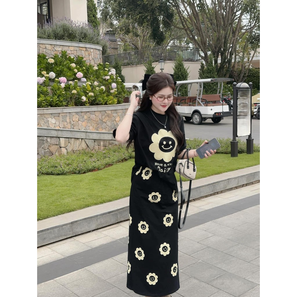 Set đồ nữ mùa hè áo thun chân váy dài họa tiết hoa cúc dễ thương, bộ hè nữ phong cách ulzzang xinh xắn HCOM25791