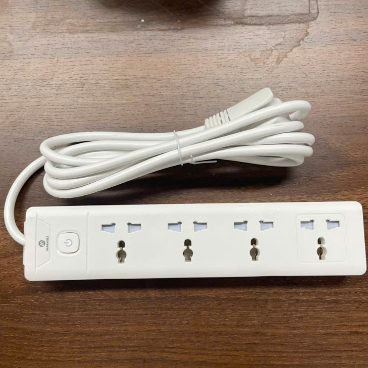 Ảnh Ổ cắm điện ĐA NĂNG MANIGO UNS 1K4 nhiều lỗ cắm công suất 2500W có cầu chì an toàn bảo hành 18 tháng 3