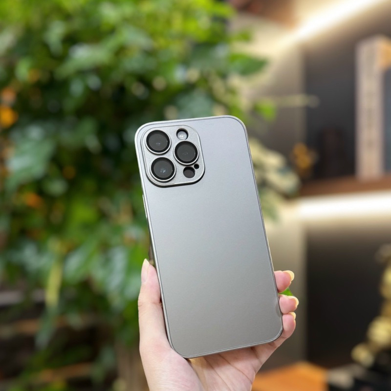 Ốp Likgus lưng nhám chất liệu titan IPhone 11 12 13 14 15 16promax pro -độ giống màu titan iphone 15