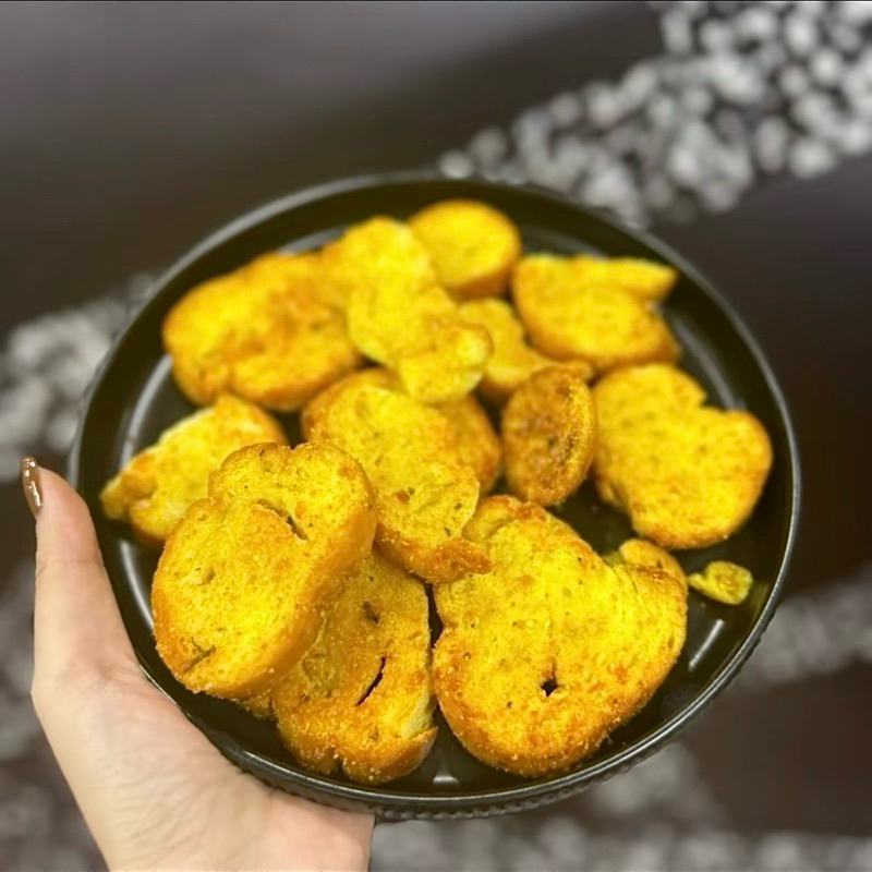 HOẢ TỐC - Bánh Mì vị Bơ Tỏi Bếp Mẹ Em