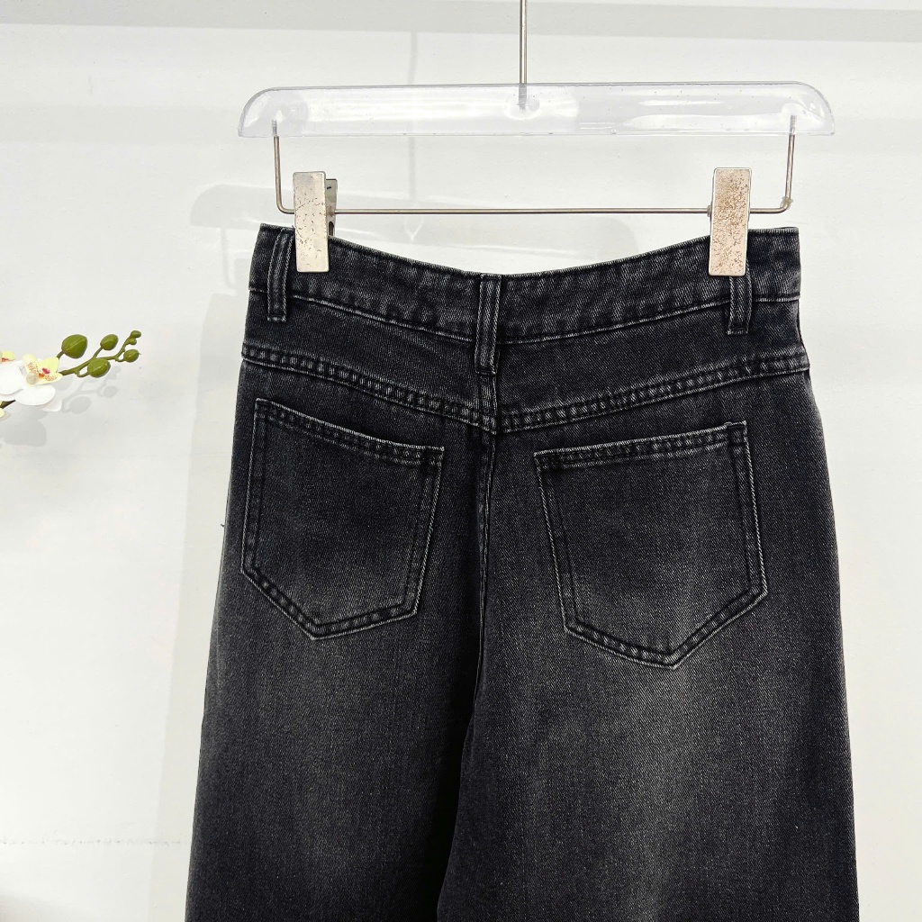 Ảnh Quần Jean Nữ 𝐂𝐂𝐇𝐀𝐓 Dáng Suông Ly Chéo Chất Liệu Jeans Cao Cấp Basic 15GDJ2001ST 3