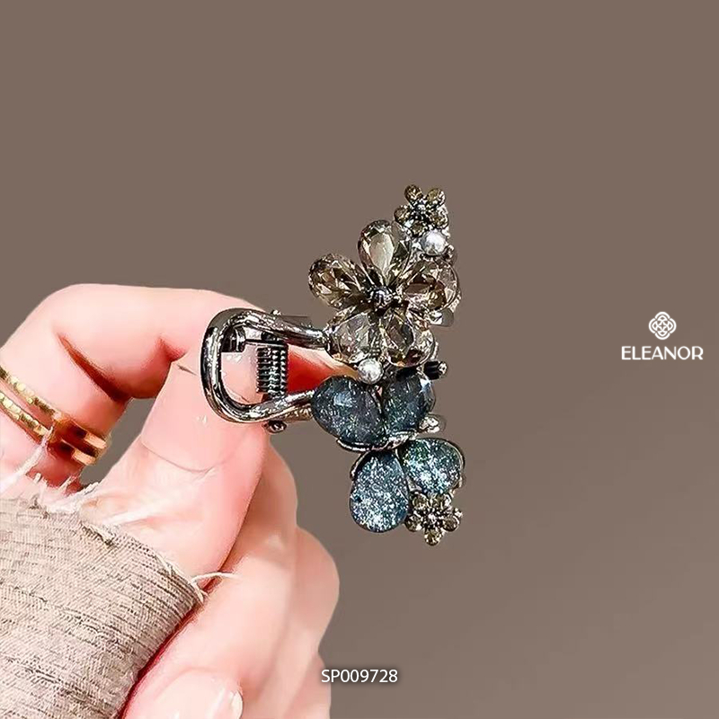 Kẹp tóc nữ càng cua Eleanor Accessories hình hồ điệp và hoa đính đá phụ kiện tóc kẹp tóc mái 9728