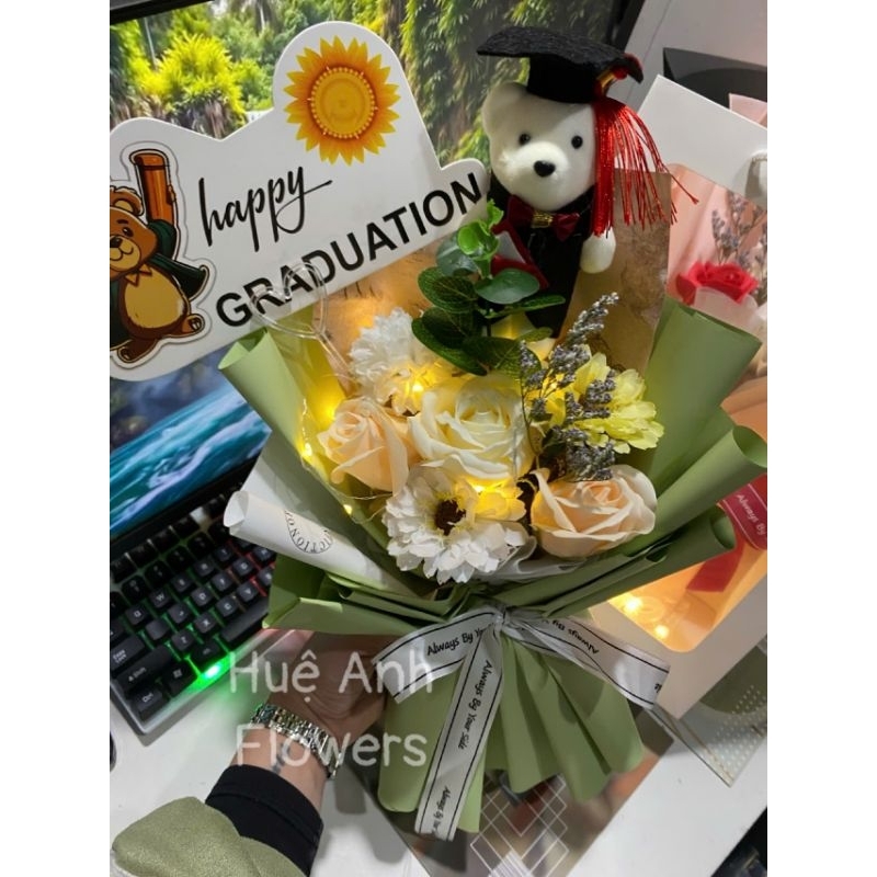 SET HOA TỐT NGHIỆP TONE XANH NHẠT (BANER HAPPY GRADUATION+TÚI GIẤY ...