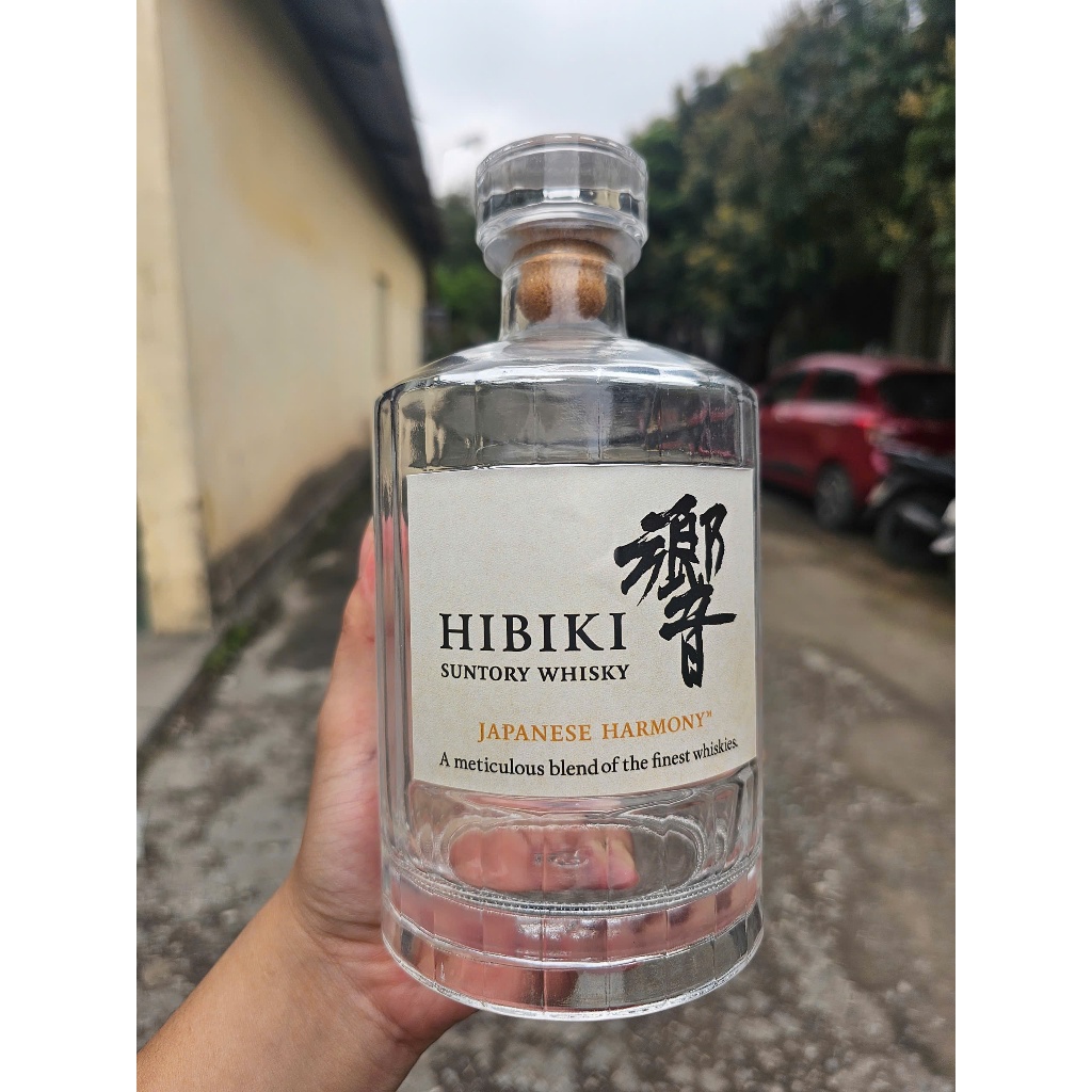 Vỏ Chai Hibiki 750ml – Chai Thủy Tinh Nhật Bản, Sang Trọng, Cao Cấp