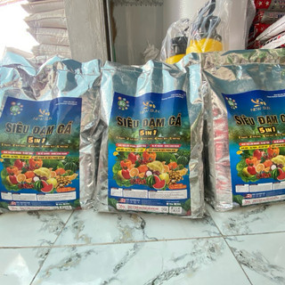 10kg Siêu Đạm Cá 5in1 Dạng Viên tròn Dễ hoà tan trong nước giúp cây Bung chồi, đẻ nhánh, nuôi trái, ra rễ, tơi xốp đất.