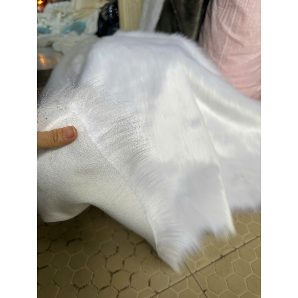 Thảm Lông Màu Trắng Lông Dài -  Thảm Lông Trải Bàn Màu Trắng Hồ Ly Lông Dài