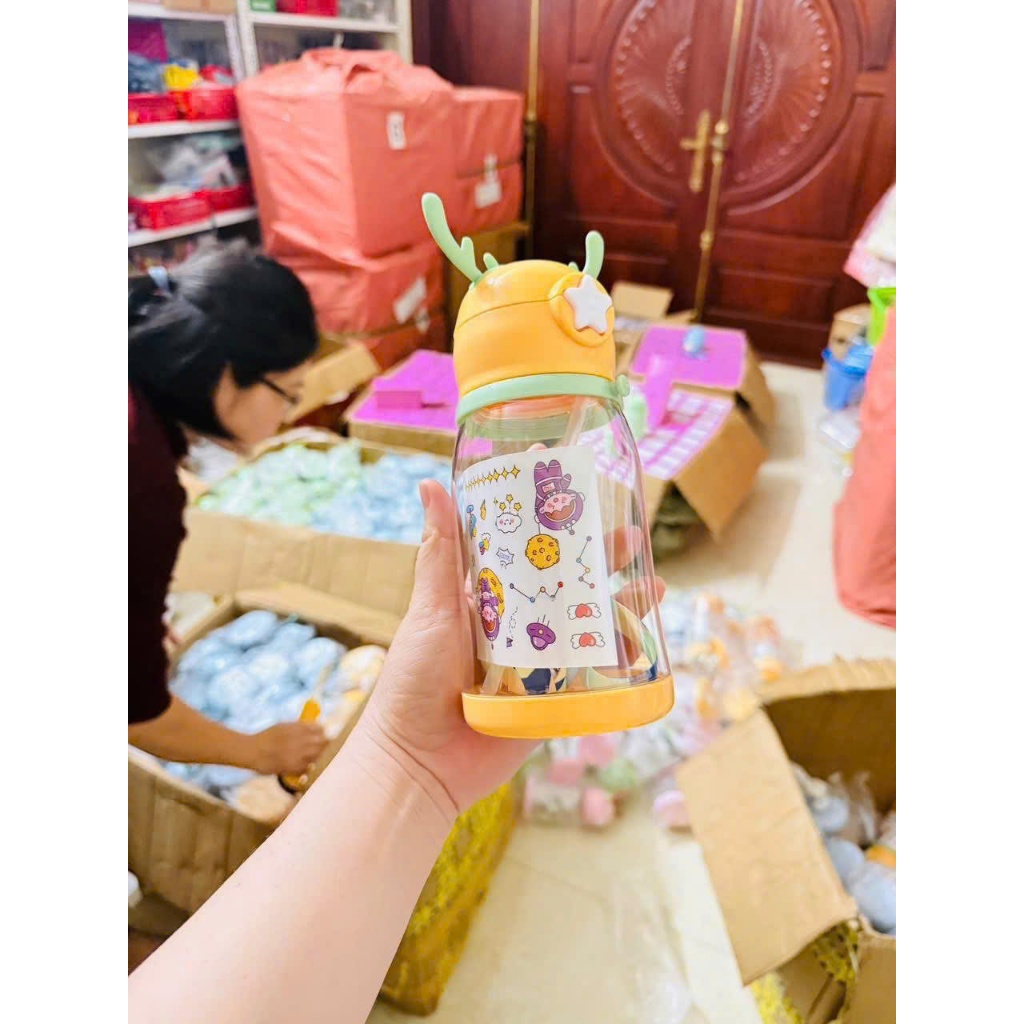Bình Sừng Hươu Tuần Lộc Cho Bé Dung Tích 600ml, Bình Nước Đi Học Cute Cho Bé Trai Và Bé Gái,Làm Bình Pha Sữa Cho Bé.
