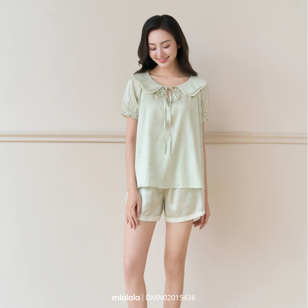 Ảnh Đồ mặc nhà Mialala chất liệu lụa với cổ bèo tinh tế và tay nhún bèo điệu đà DMN02015436 2