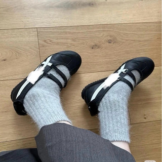 Giày búp bê đế bệt mùa hè bigsize nữ Onit ballet màu đen kẻ trắng, sneaket thời trang giày lười , slip on êm nhẹ cao cấp