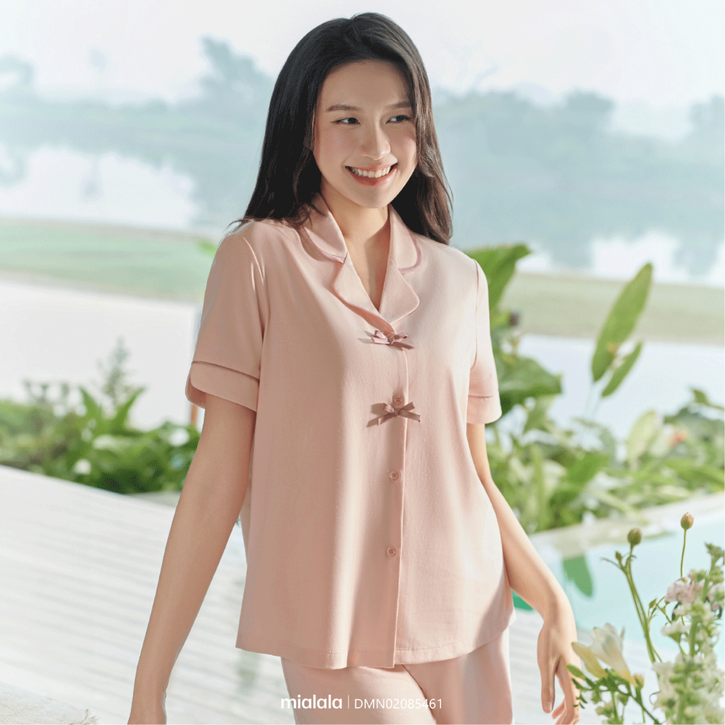 Ảnh Đồ mặc nhà Mialala chất cotton mềm mại thoáng mát pijama ngắn basic với nơ nhỏ ở nẹp cúc DMN02085461 1