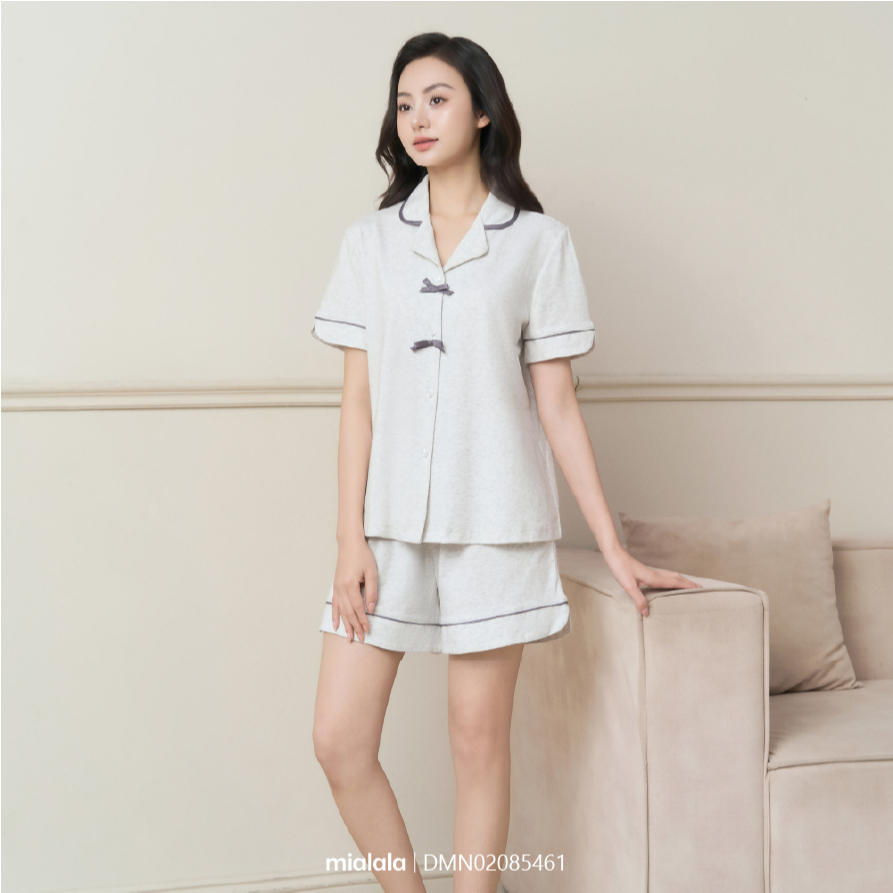 Ảnh Đồ mặc nhà Mialala chất cotton mềm mại thoáng mát pijama ngắn basic với nơ nhỏ ở nẹp cúc DMN02085461 4