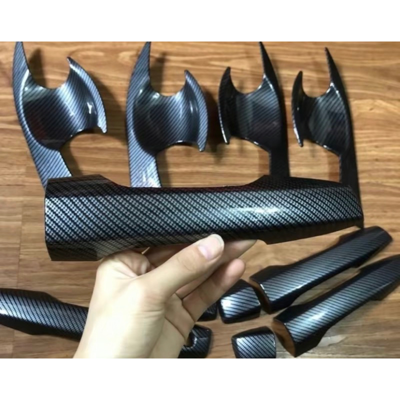 Ốp tay nắm và hõm cửa xe Mitsubishi Xpander 2018-2026 Vân Carbon hàng cao cấp