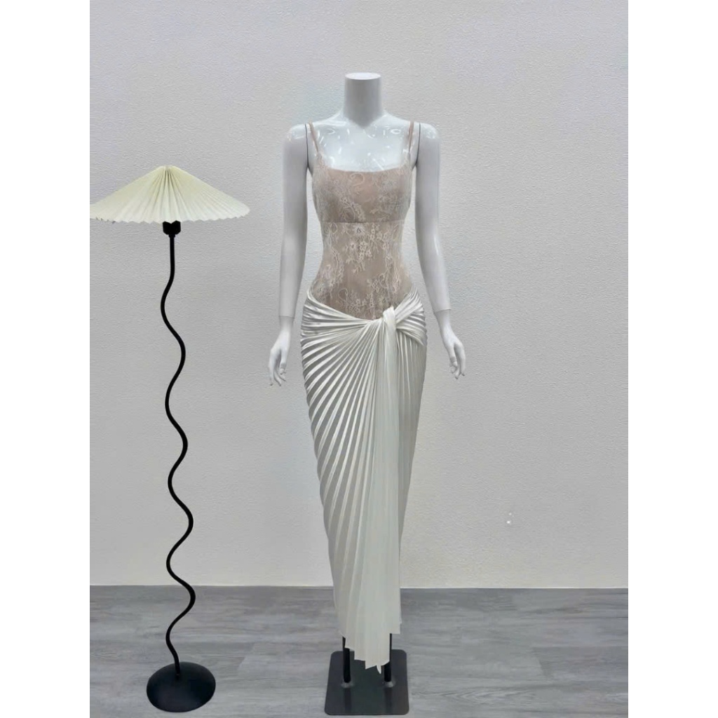 Đầm váy nữ thiết kế 2 dây chiết eo sẻ tà sang chảnh, đầm váy nữ thiết kế nhún eo xếp li dáng dài sang trọng.