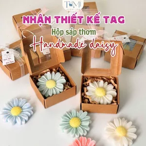 Thiết Kế Theo Yêu Cầu, Sáp Hoa Cúc Kèm Hộp Có Tag, Cột Nơ Làm Quà Cưới, Tặng Sự Kiện, Doanh Nghiệp