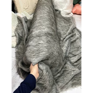 Thảm lông trải bàn trang điểm - Thảm lông may quần áo và decor màu xám trắng lông dài 5cm