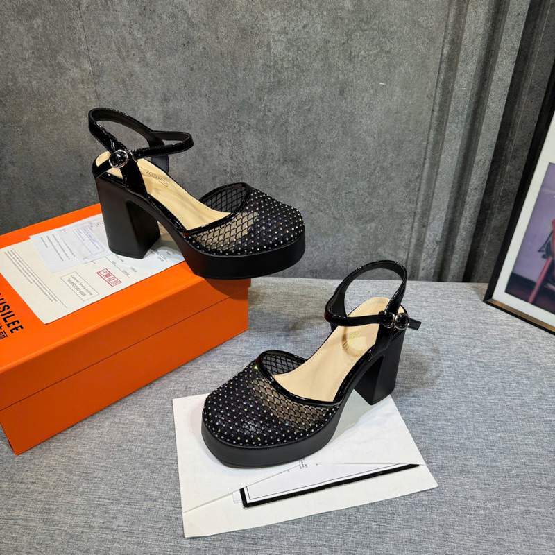 👠🕶️👜🎒…giày lưới đá nâng đế